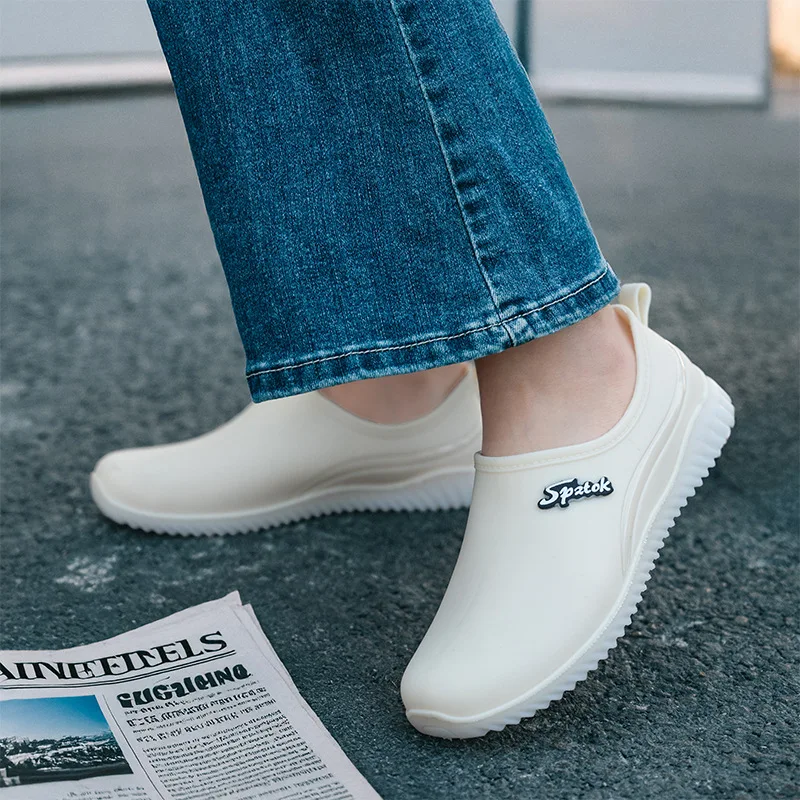 women's plush rain shoes warm waterproof galoshes woman low top rainshoes female chef work shoes ladies green water shoes 2026