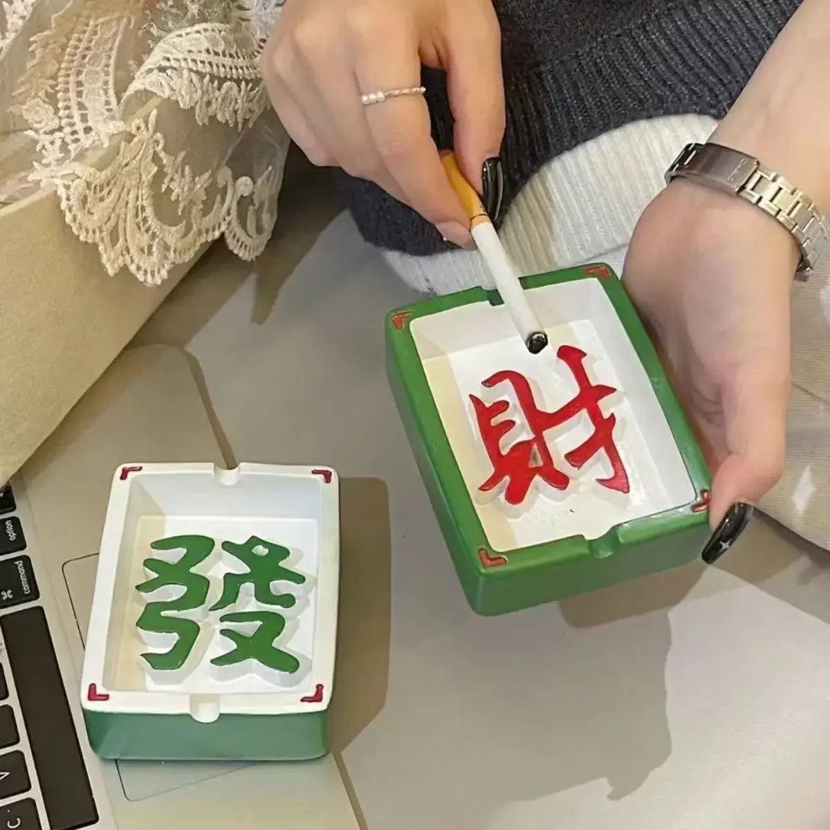 Creative Resin Ashtray Mahjong Design Ashtray To Prevent Fly Ash Ashtrays Storage Jar Home Office Bar Decor Ornaments