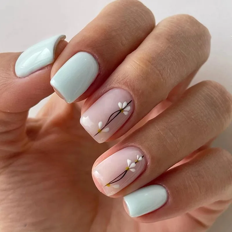 

24pcs/1box Fake Nails Faint Blue Fresh Flower Summer Euro Square Medium Long Pressable Nail Pads Reusable Sticky Row Fake Nails