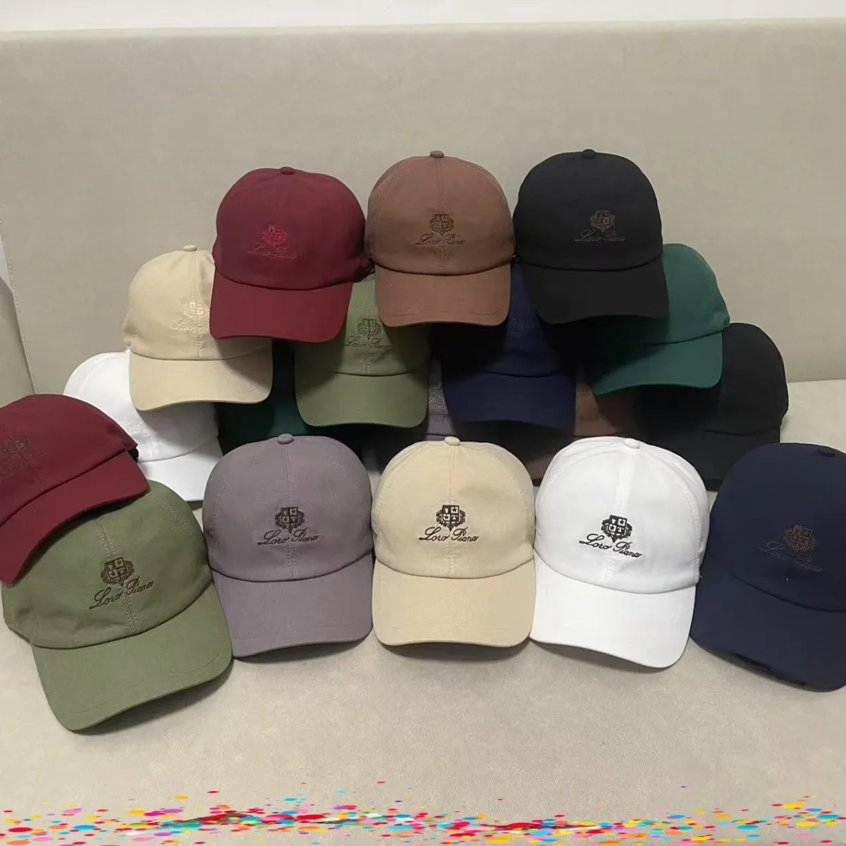 قبعة بيسبول ناعمة مطرزة جديدة للرجال والنساء لعام 2025 للفصول الأربعة مع مرونة قابلة للتعديل، قبعة منقار البط غير الرسمية في الهواء الطلق