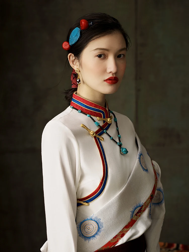 

Traditional Classic Tibetan Style Costumes New Shirt Cotton and Linen Clothing Top Women's Zhuoma