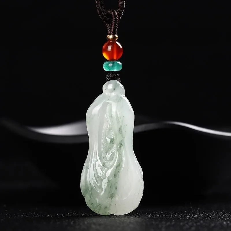 Cabbage Pendant Mens and Women's Necklace Floating Green Yu Pei Pendant