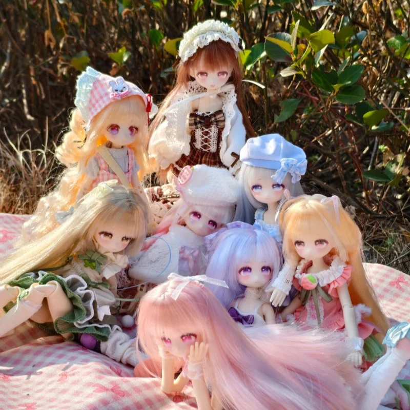 Autentica scatola cieca per trapianto di capelli Momotale Four Seasons Tea Story Bjd Doll Joint Mobile Kawaii Fashion Girl Festival Gift