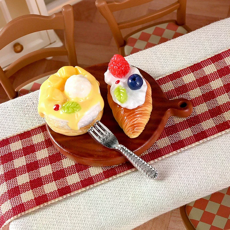 2 قطعة/المجموعة دمية كعكة صغيرة الحلوى نموذج دمية صغيرة المطبخ الديكور دمى اكسسوارات المنزل التظاهر اللعب اللعب