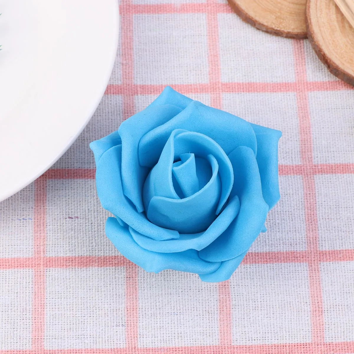 

100pcs Artificial Lifelike Decor Decor Artificial Rose Head Flower Head Wedding Party Toss Reusable Photo PropRose Flower