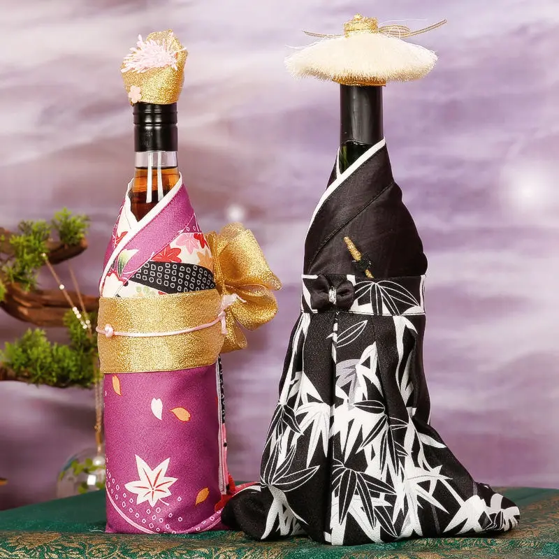Decorative Display Japanese Kimono Style Food Stores Wine Bottle Covers Kimono Couple Red Wine Bottle Dust Covers With Hat ZD913