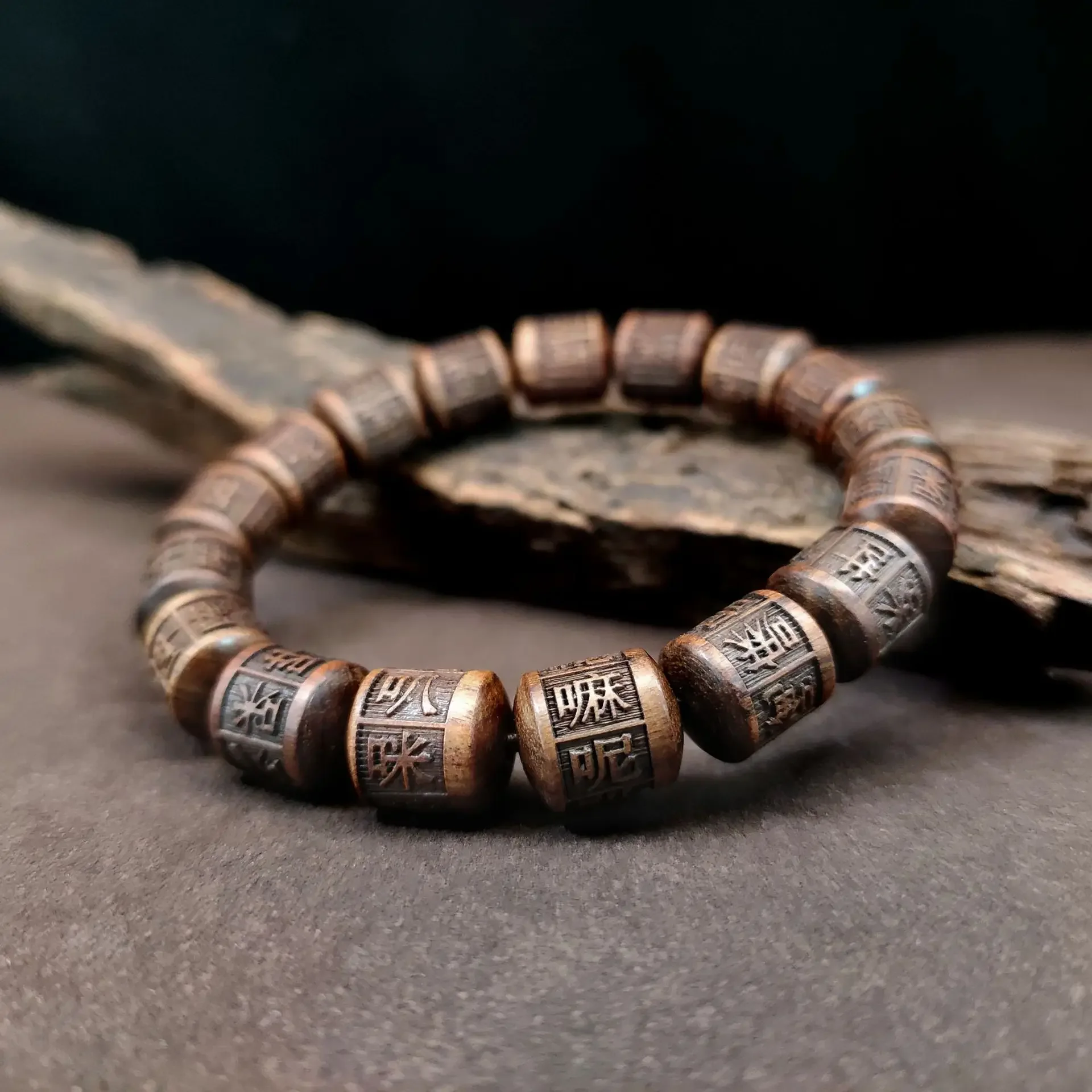 

Natural Black Rosewood Bracelet Barrel Beads Carving Rosary Men and Women Bracelet