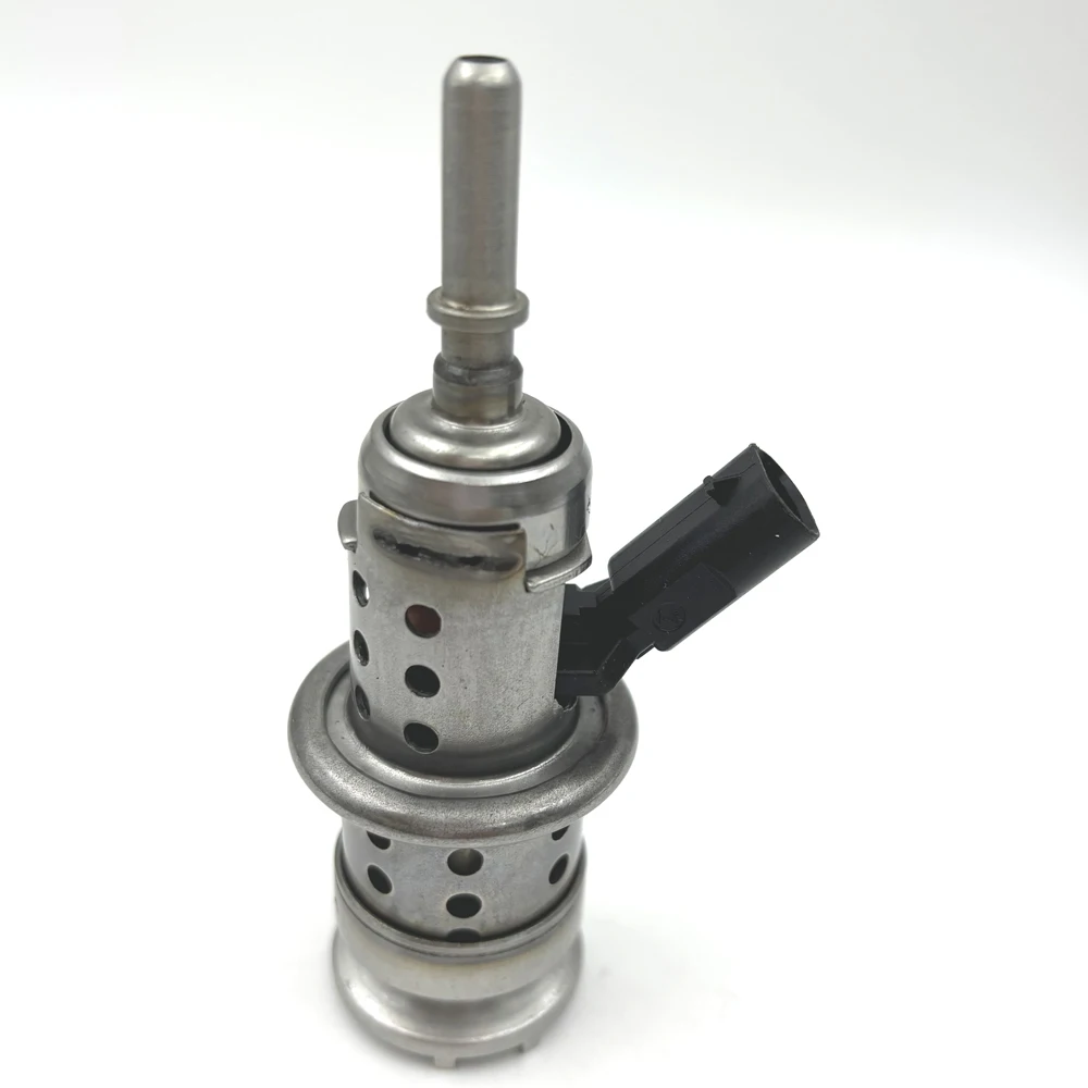 

New Hight Quality Car Fluid Adblue Injector OE:A0004900200 0004900200 For Mercedes-Benz Sprinter 2500 3500 (2019-2020)