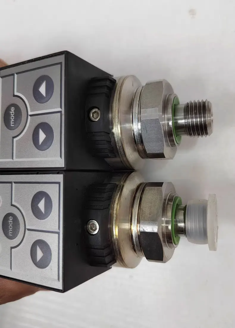 Brand new EDS346-2-016-000 EDS346-2-400-000 EDS346-2-016-Y00 EDS346-2-400-Y00 One-year warranty