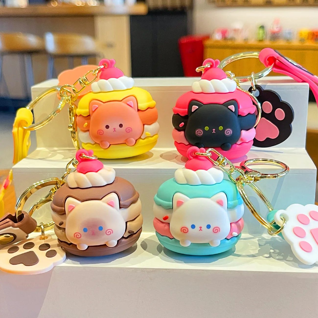 Cartoon Macarons Kitty Burger Keychain Creative Personality Cat Hamburger Bag Car Pendant Keyring for Couple Women Cute Ornament