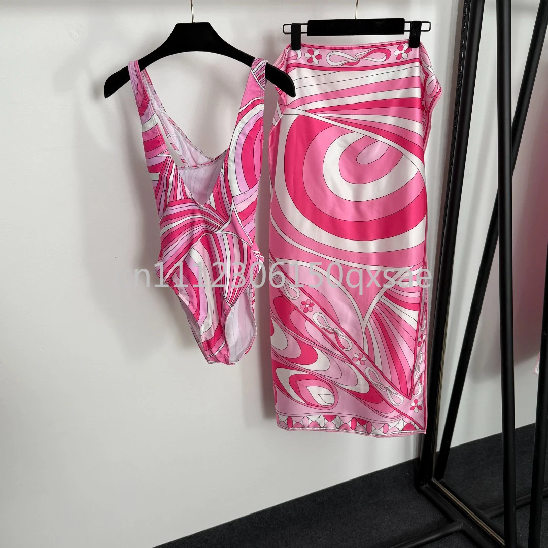 

Classic Design Pink Scarf Swimsuits with Letter Signature Logo Designer Brand Scarf Bikini Sets Beachwear Swimwear