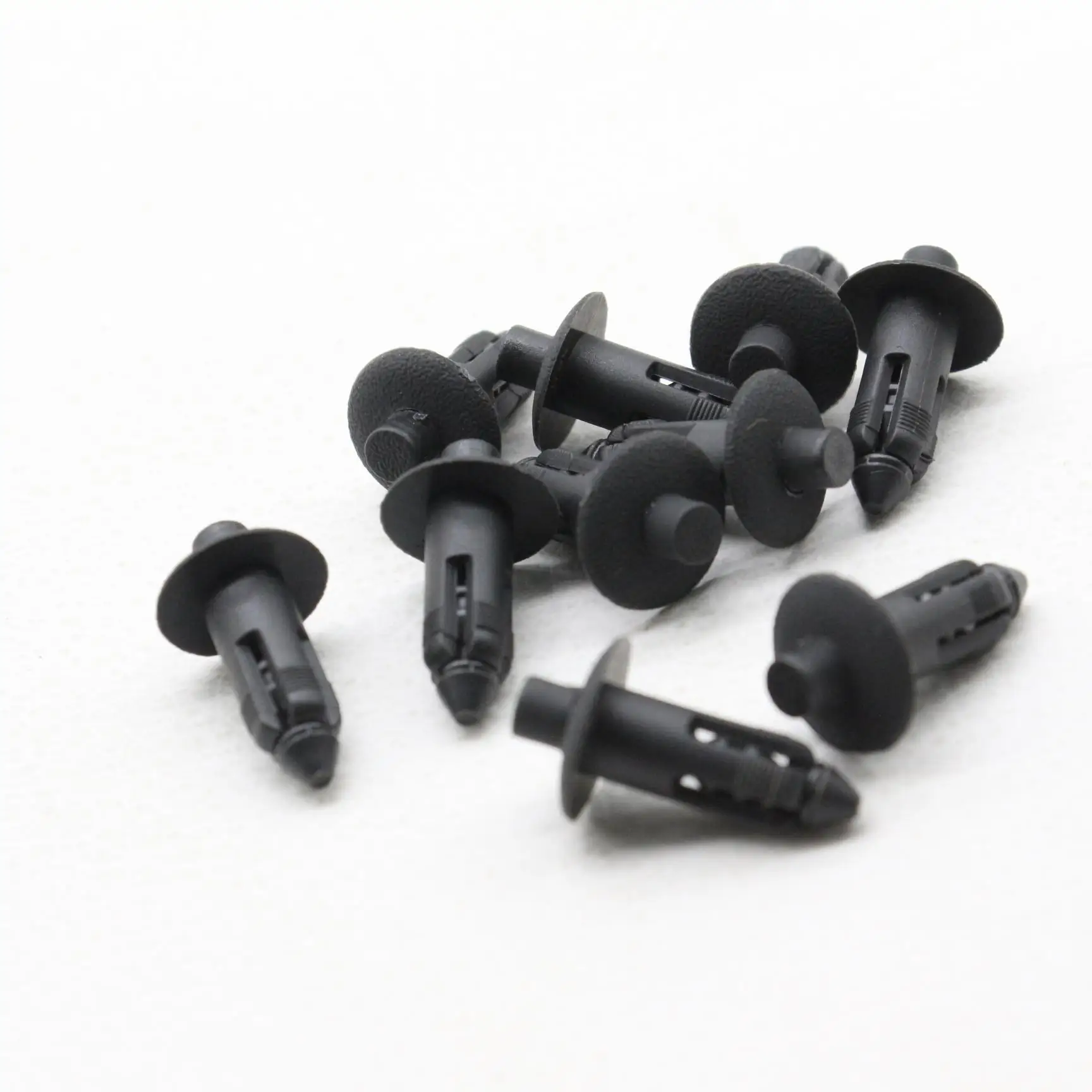 

10 pcs Black Nylon Door Trim Clips Push-Type Fasteners For 2004-on Chevrolet Malibu For 2005-2010 Pontiac G6 Replace 22690838