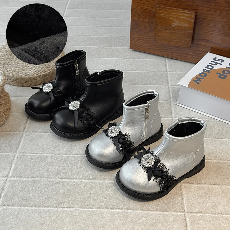 

2025 зимние детские ботинки, кожаные сапоги для девочек, модные плюшевые ботинки принцессы с кружевом и бантом, нескользящие теплые детские ботинки со стразами, обувь 21-30