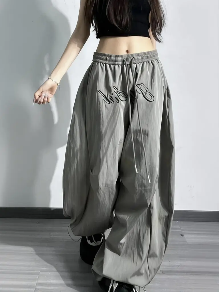 Y2K Streetwear Parachute Cargo Hosen für Herren, Lässige Weite Baggy Hosen mit Elastischem Bund, Bedruckte Plissierte Hip-Hop Gerade Geschnittene Hosen