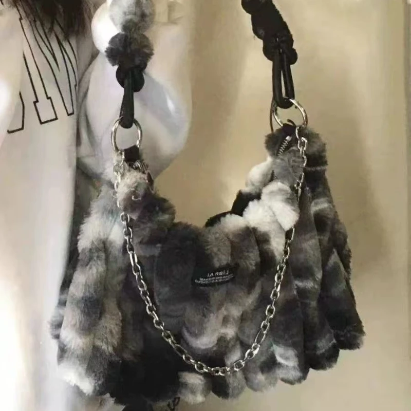 الخريف الشتاء التعادل مصبوغ أفخم واحدة الكتف تحت الإبط حزمة 2025 موضة جديدة سلسلة الفراء Bagsniche تنوعا حقيبة كروسبودي