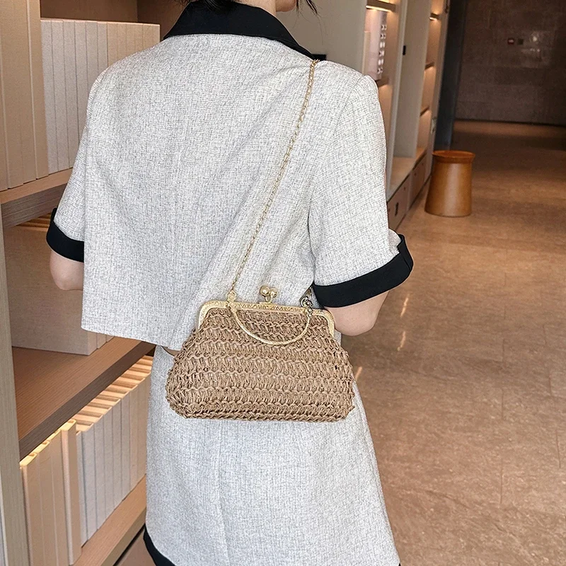 Torebki damskie 2023 Summer Beach Straw Bags Exquisite Gold Chain Party Banquet Purse Hand Woven Handbag Female Clutch Bag