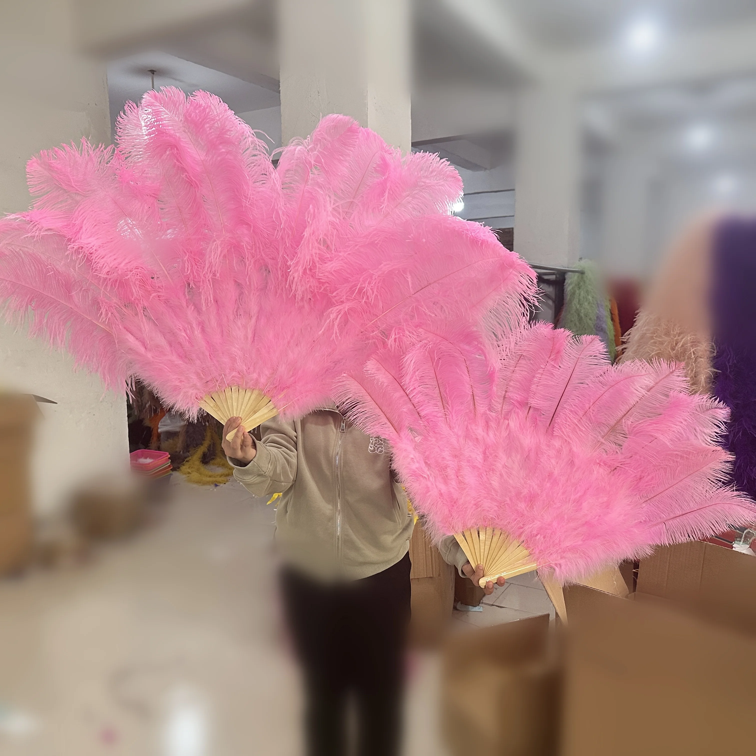 13 Bones Big Hand Held Folding Fan Pink Natural Ostrich Feather Fan for Party Performance Dance Fans Carnival Stage Show Props