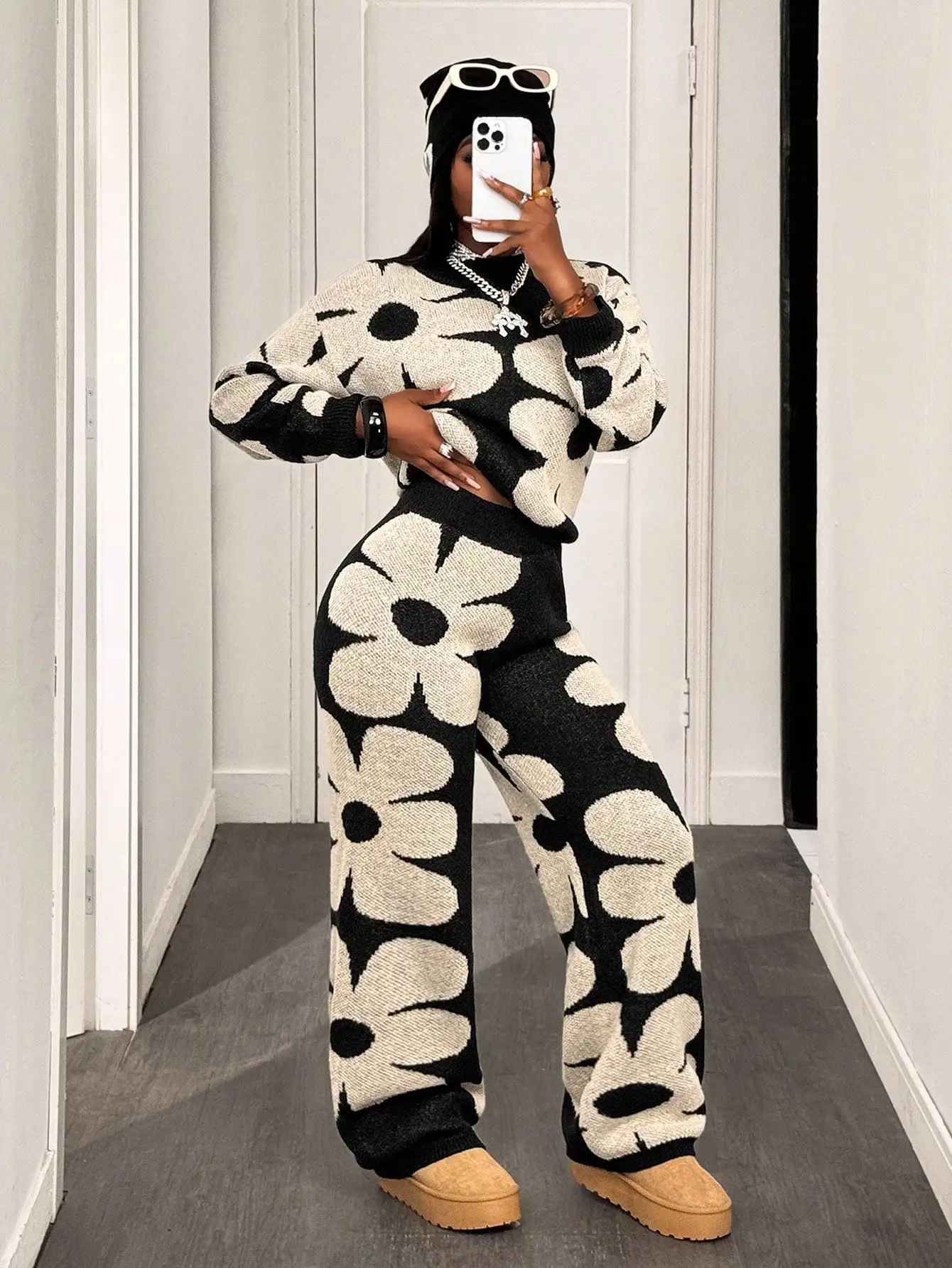 

Women's Black & Cream Floral Knit Sweater & Pants Set, Long Sleeve Crop Top with Wide Leg Trousers