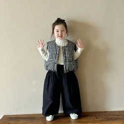 Girls Suits 2024 New Winter Childrens Wear Korean Girl Baby Retro Gingham Cotton Vest Sweater Cotton Pants Three-piece Set