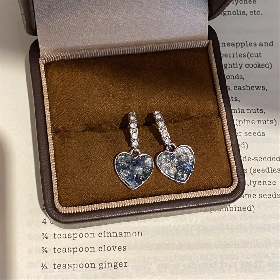 Tiny Clear Sea Blue Rhinestones Drop Earrings Irregular Glass Beads Heart Dangle Earrings Elegant Sweet Dating Ear Jewelry K