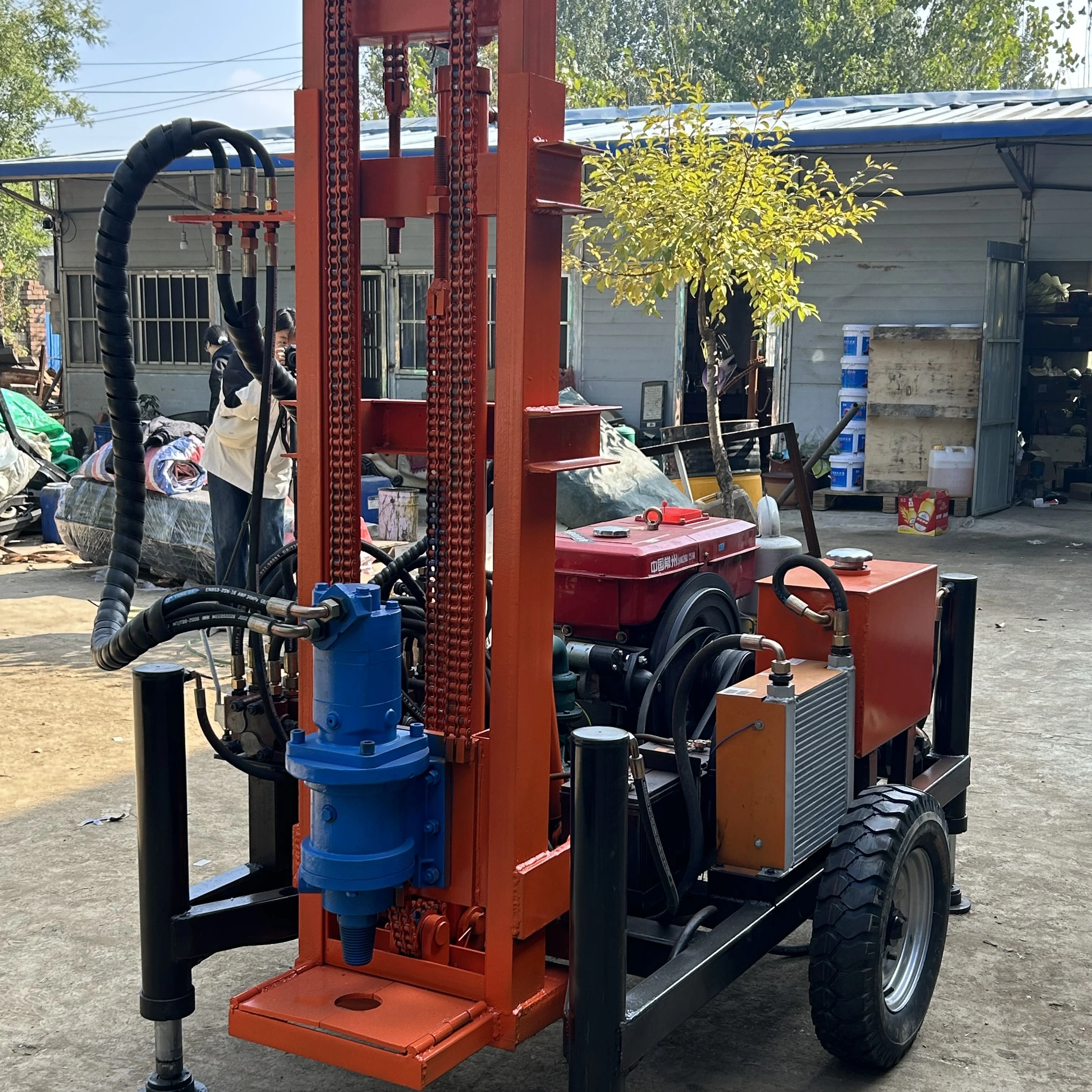 Portable 160m DTH Mini Hydraulic Borehole Drilling Rig Trailer Mounted Water Well Rig with Pump Motor Engine Core Components