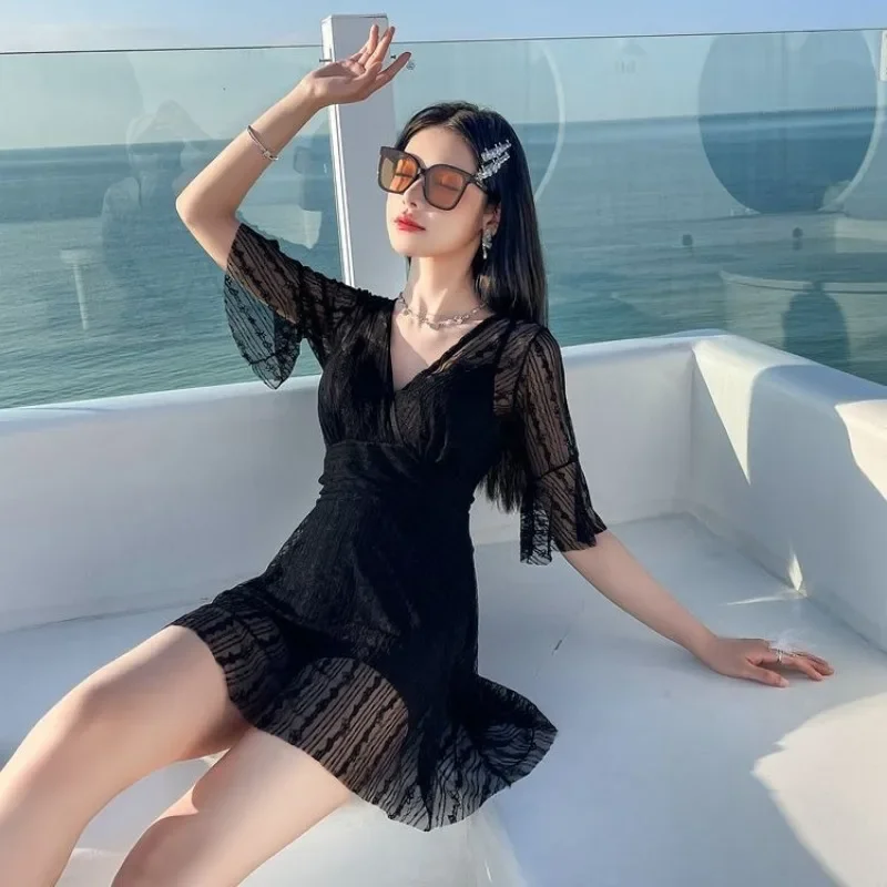 Women's Summer One-piece Swimsuit Sweet Lace Dress Swimwear V-neck Half-sleeve Slimming Beach Wear Swimming Suit for Women