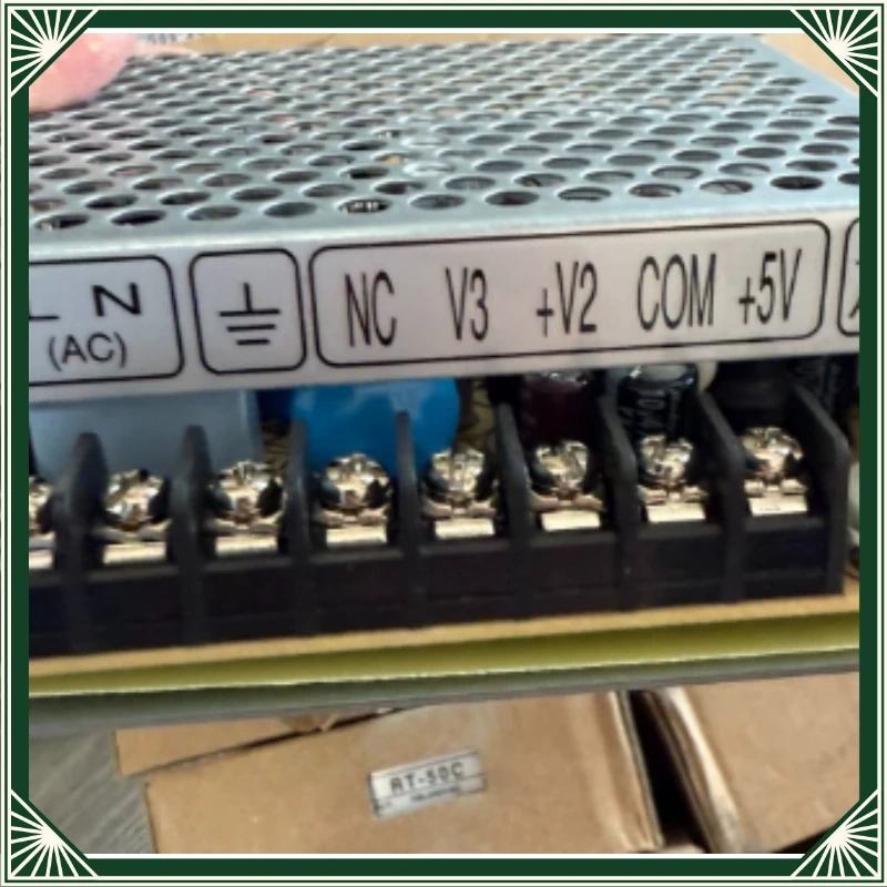 RT-50C three-way output power supply, three sets of outputs: +5v 4a, +15v 1.5a, -15v 0.5a. input voltage 100-240vac, power 50w