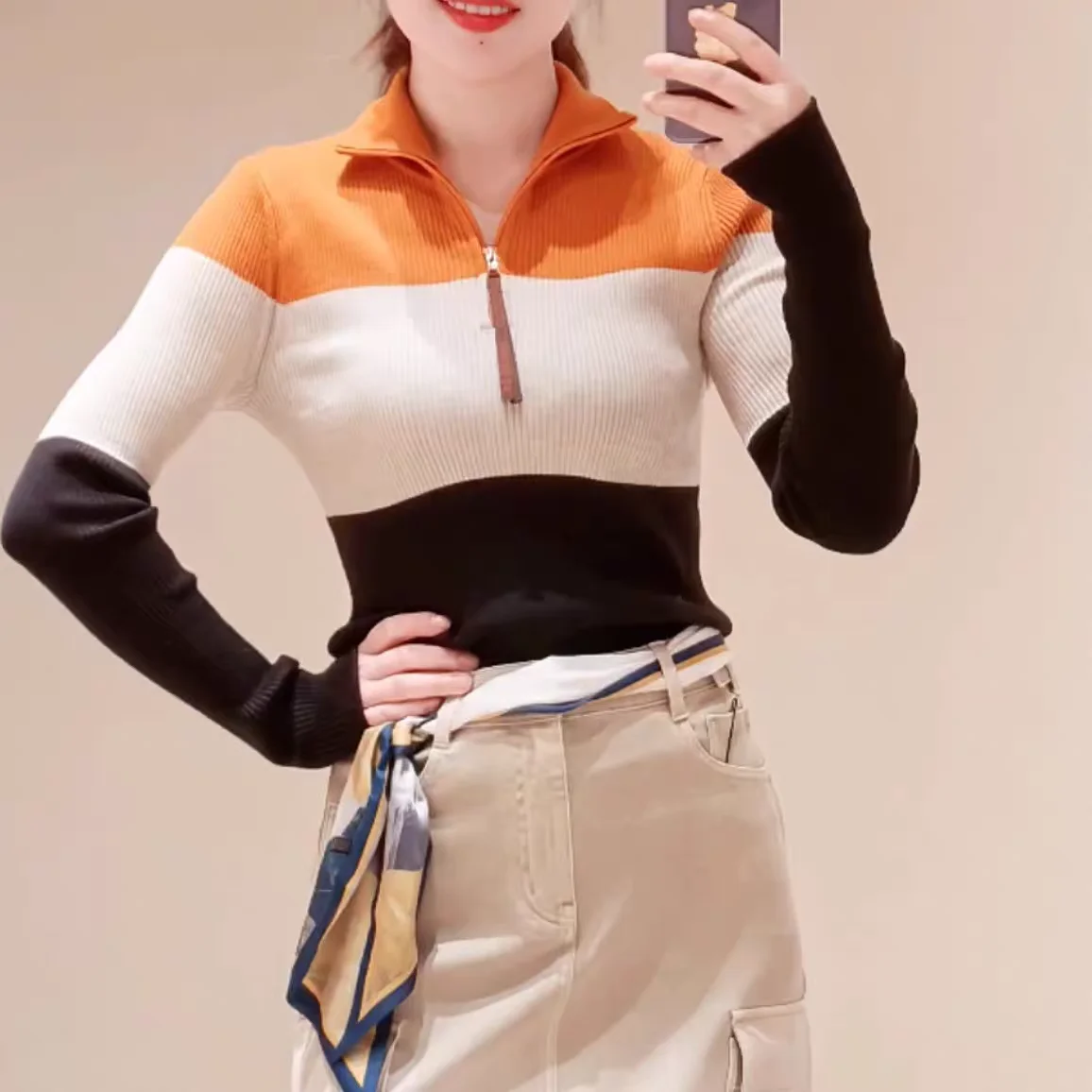 Suéter F Yajia Outono 2025 de Lã Tricotado Slim Fit com Gola Alta, Bloco de Cores, Estilo Casual e Manga Longa