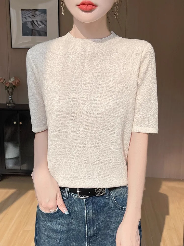 

Женский вязаный свитер Ele: свободный крой, приталенный силуэт, рукав 3/4, тонкий базовый слой, модель для повседневной носки