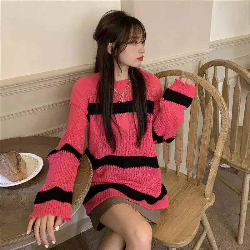 Black Knit Tops for Woman Striped Women\'s Sweater Round O Neck Pink Jumper Cold Winter Fashion 2024 Modern 90s Vintage Designer