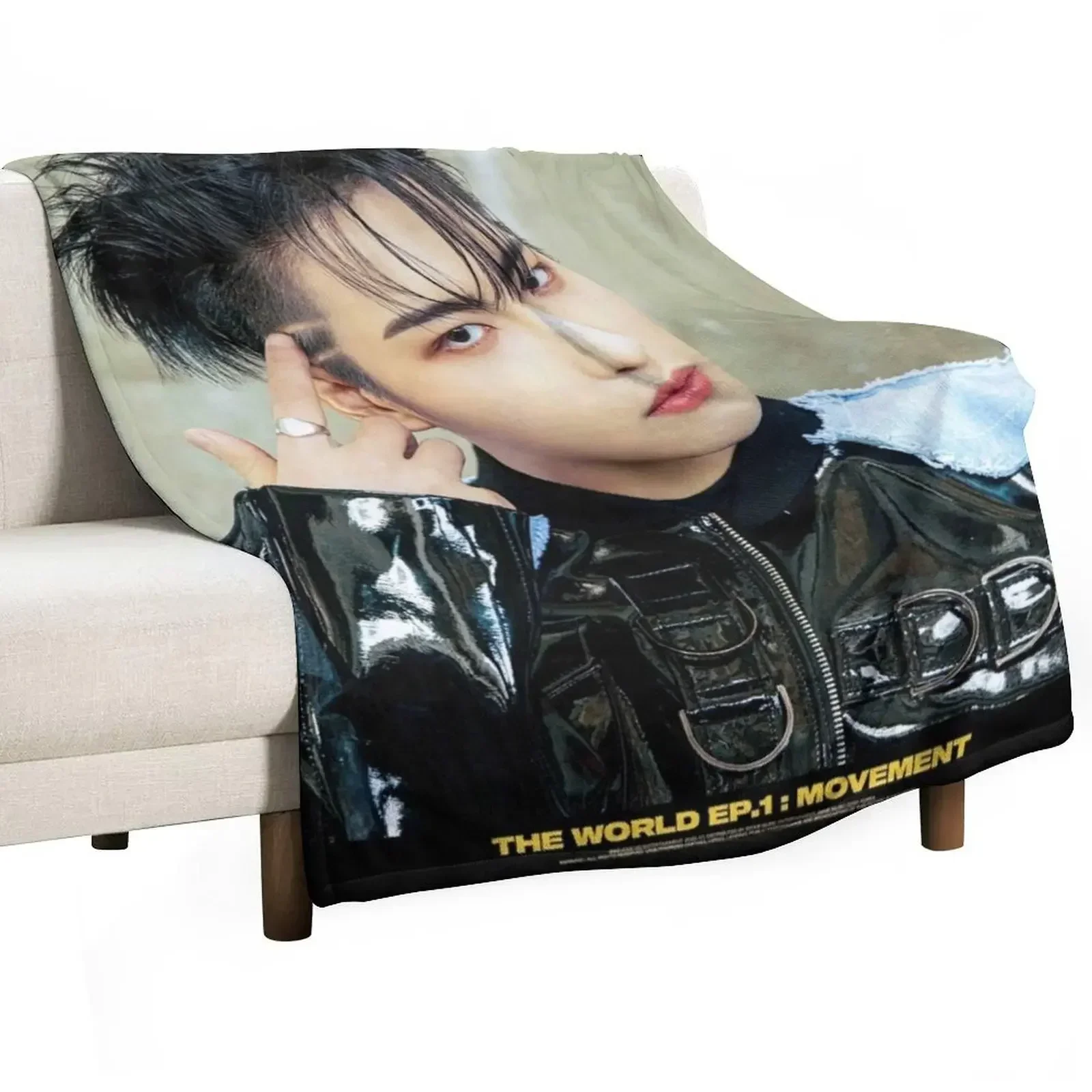 Seonghwa - Ateez Throw Blanket sofa bed For Decorative Sofa Blankets