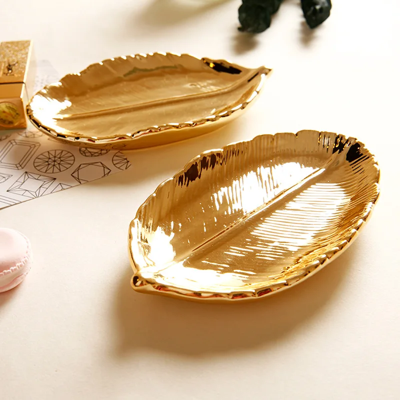 Jewelry Display Plate Leaf Shape Jewelry Dish Gold Decorative Tray Earrings Display Containers Desktop Ornament Room Decor