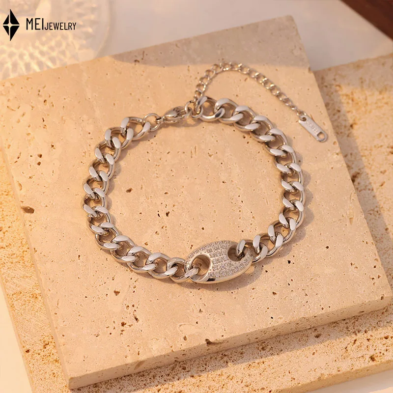 Fashion Personality Hip Hop Made Of Stainless Steel Pig Nose Micro Inlaid Cubic Zirconia Grinding Angle Bracelet For Women ﻿