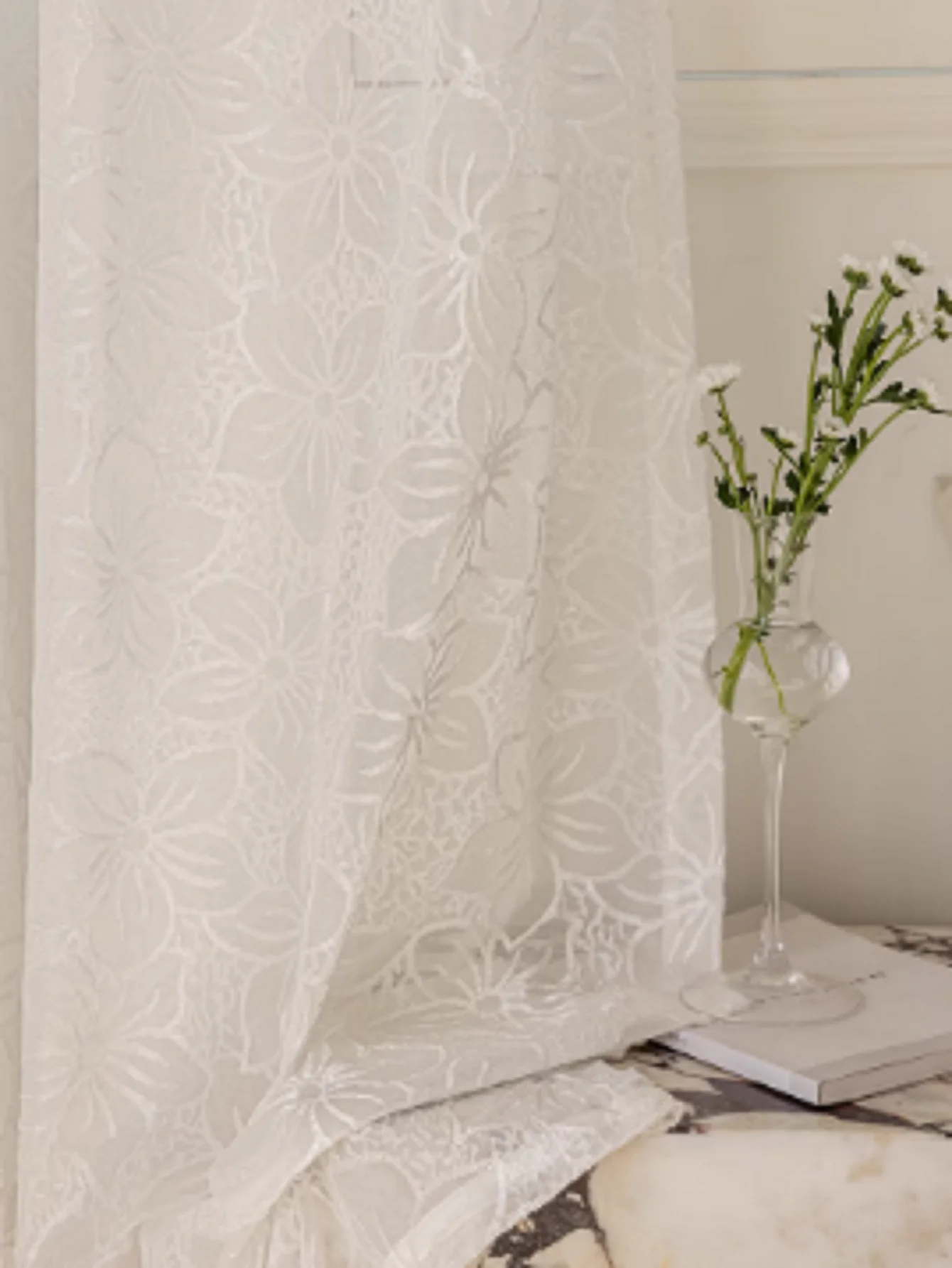 Simple Style Solid Color Jacquard Curtain 1PC Elegant Embossed Cherry Blossom Semi-blackout Curtains for Living Room and Bedroom