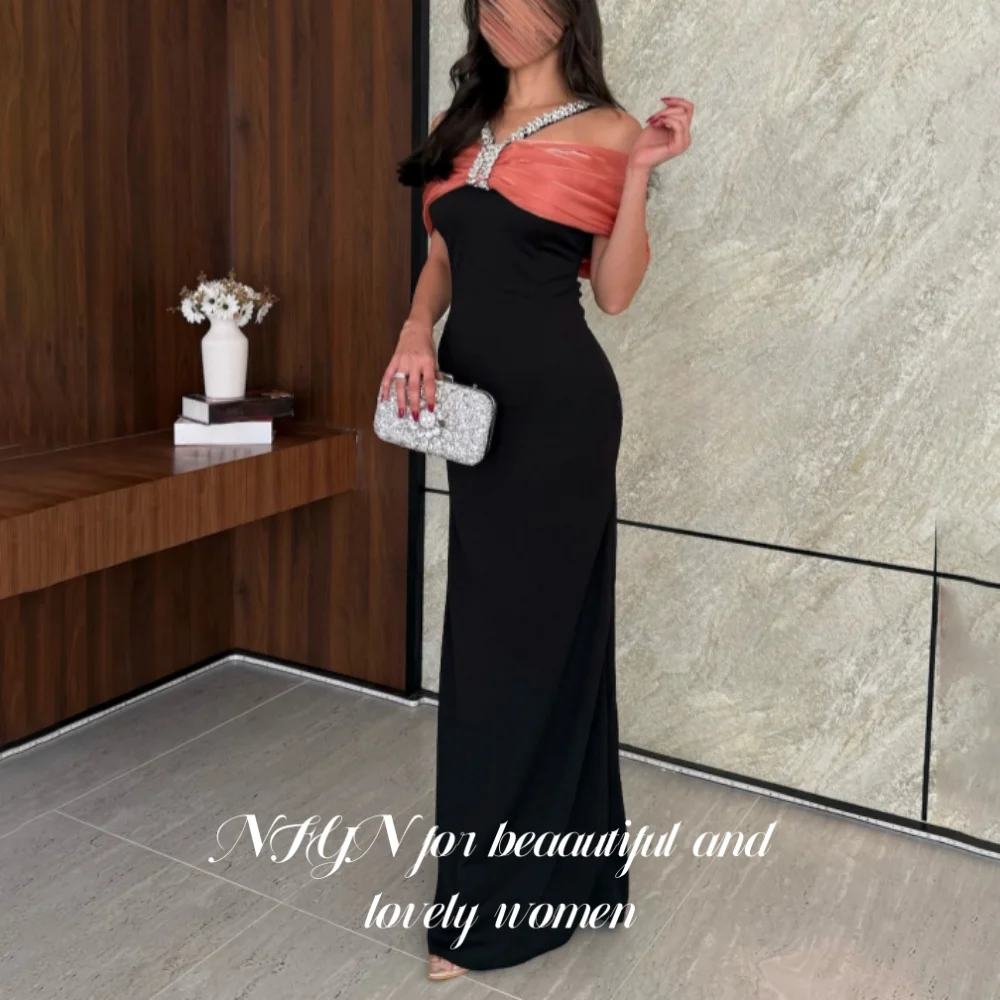 

NFYN Black Elegant Prom Gown Off the Shoulder Shiny Rhinestones Party Dress Satin Back Split Mermaid Evening Dresses Customized