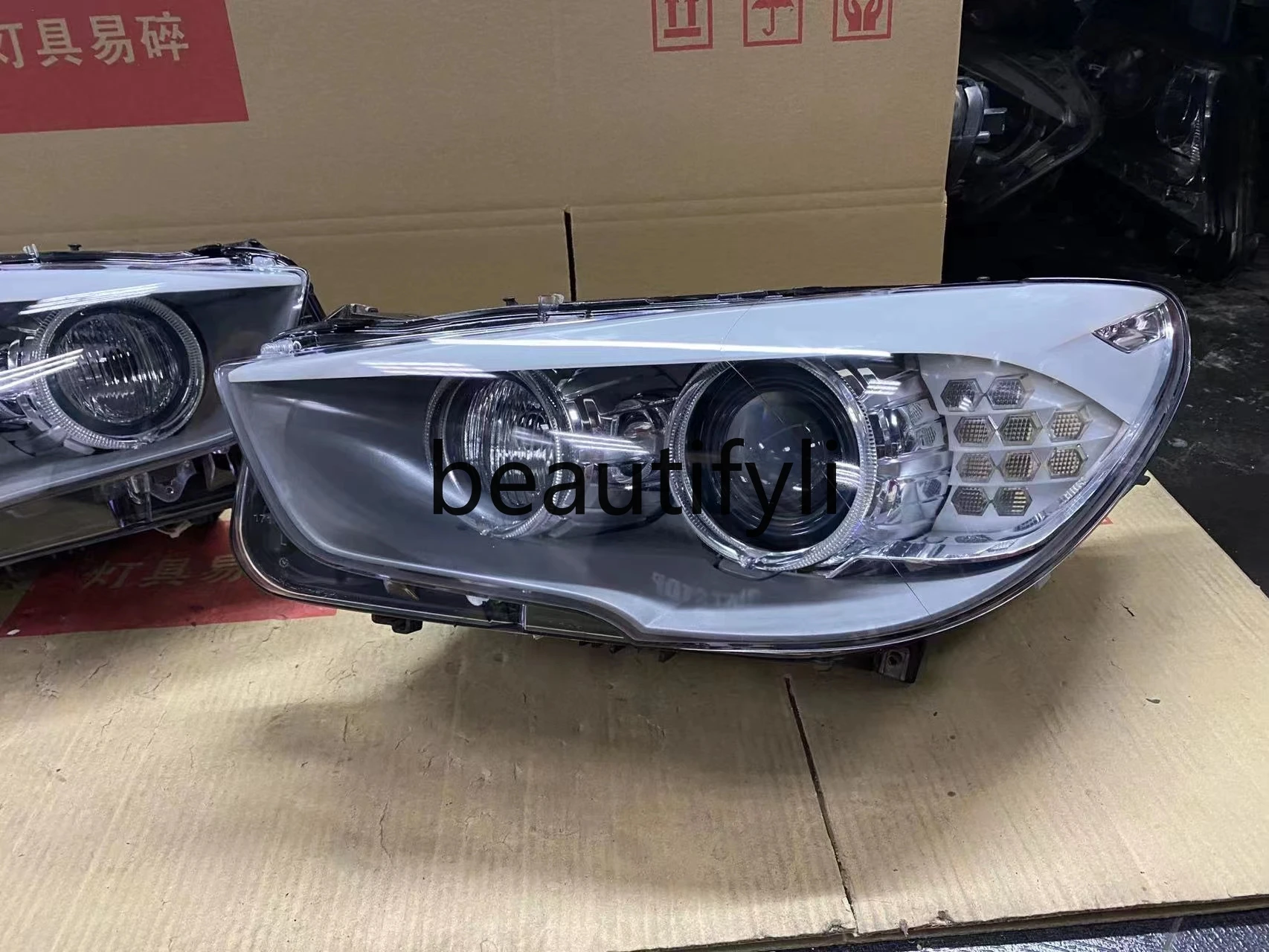 Headlight assembly original dismantling car