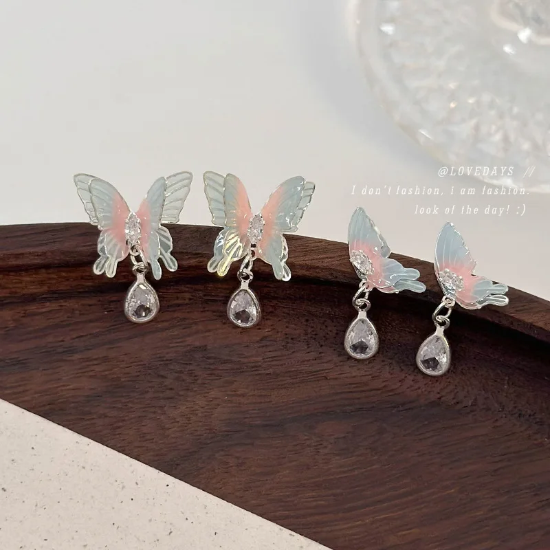 Gradient Pink Butterfly Stud Earrings Dreamy Niche Design Exquisite Tassel Style for Summer Daily Wear Versatile Women Ear Decor