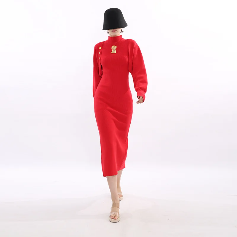 フランスのエレガントな気質を持つ社交界の女性向け、長袖ベスト、スタンドカラー、ノースリーブ、ハイウエスト、ボディコン、スリット入りの赤いドレス