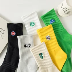New Athletic Embroidered Socks for Men Basketball Cotton Crew Socks Fashion Women Men Sports Running Socks High Quality
