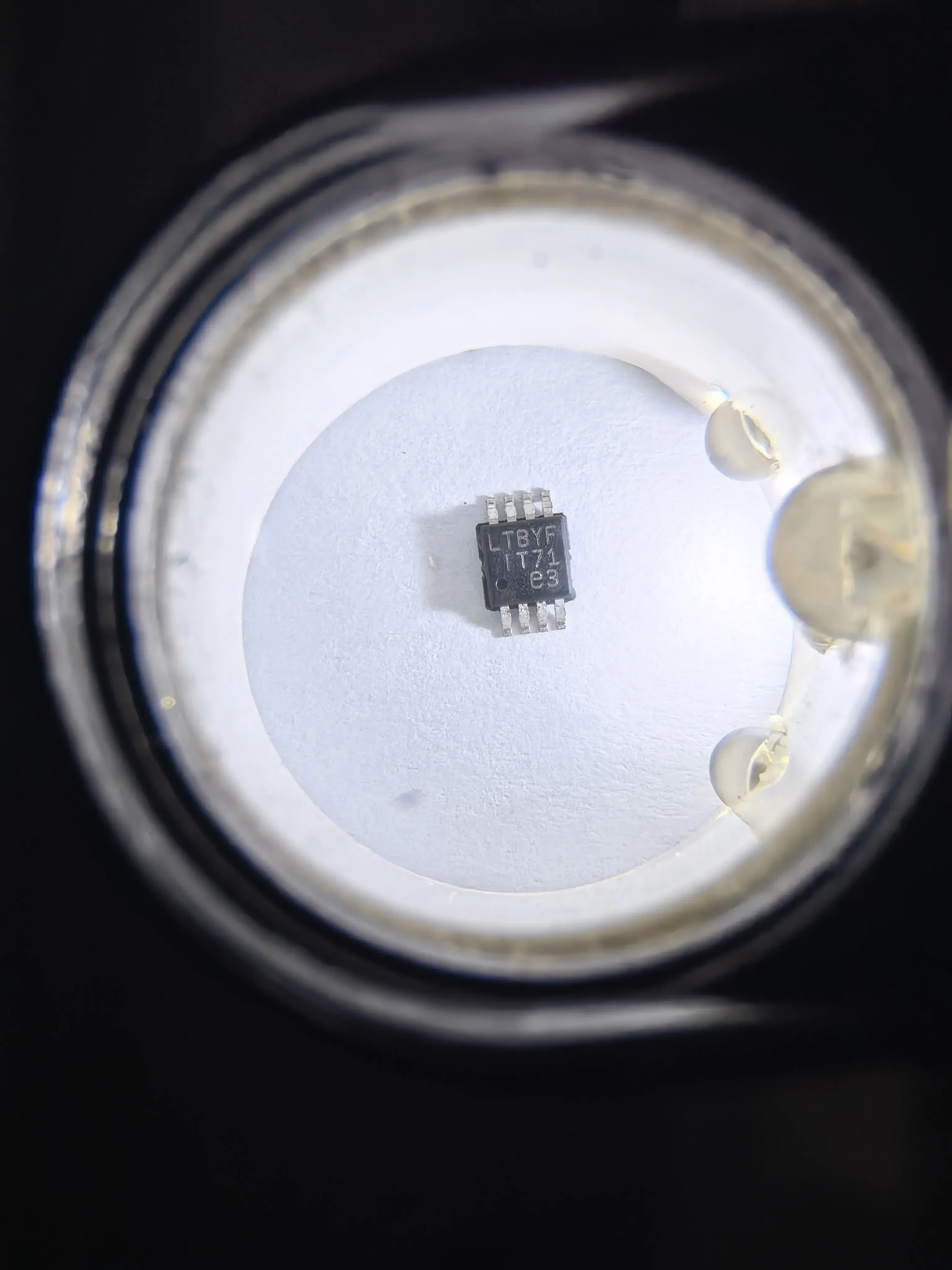 LT3489EMS8E LT3489EDD LT3489 - 2MHz Boost DC/DC Converter with 2.5A Switch and Soft-Start
