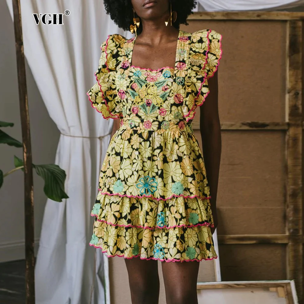

VGH Короткие платья с цветочным принтом в пляжном стиле для женщин, элегантное платье с квадратным воротником и летящими рукавами, высокой талией и рюшами по подолу, женское летнее новое платье