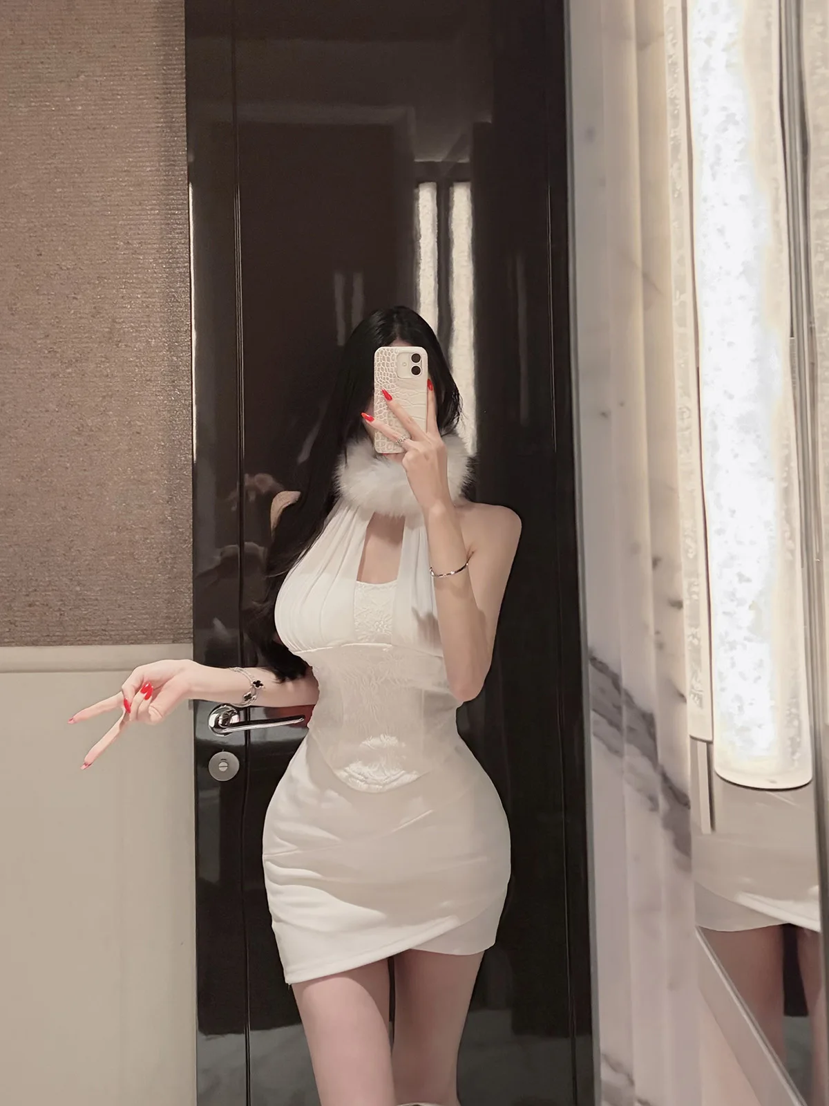 

Новинка: Сексуальный кружевной топ Fiy Sister's Nine-Tailed Pure Desire с эффектом обнаженной кожи, для новогоднего образа, облегающий, с эффектом слип-топа...