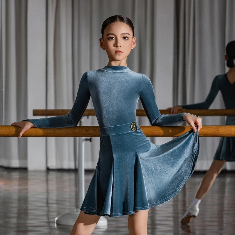 새로운 여자 벨벳 라틴 댄스 드레스 어린이 볼룸 댄스 대회 의상 어린이 살사 삼바 라틴 댄스 슈트 DQS20013