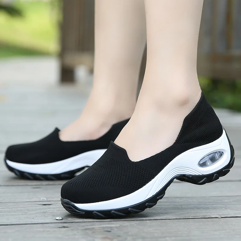 Mesh Breathable Sneakers Women Running Shoes Slip-On Ladies Loafers Moccasins Female Sports Casual Shoes Women Walking Shoes