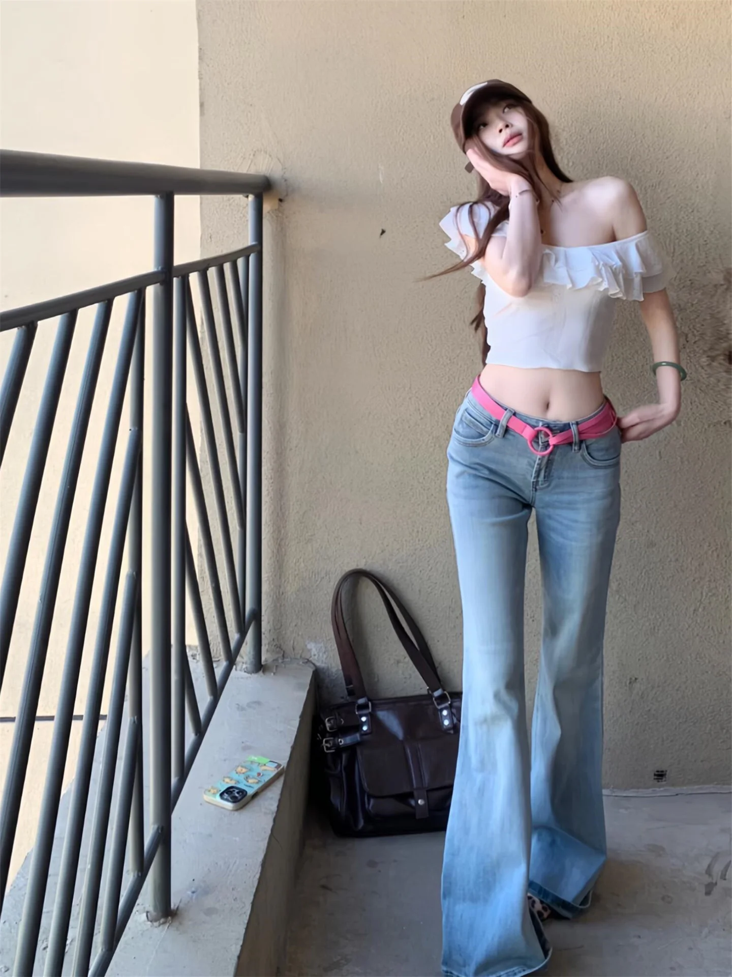 

Loose Fit Low Waist Bell Bottom Jeans Women's Spring Casual Cotton Denim Pants Vintage Light Blue Trendy Ladies Trousers