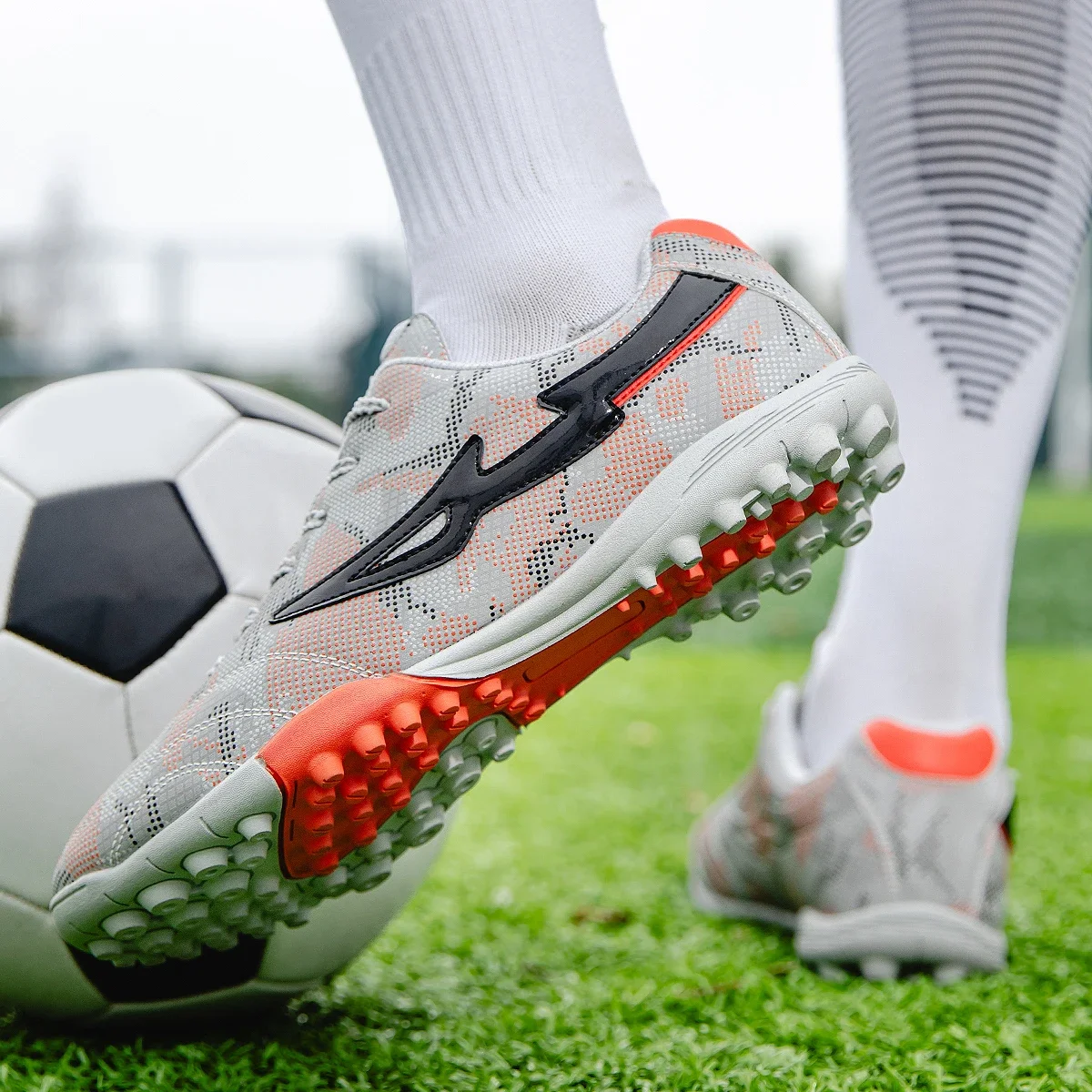 Letnie Futsal profesjonalne antypoślizgowe korki dziecięce korki jakości męskie oddychające buty trening na świeżym powietrzu