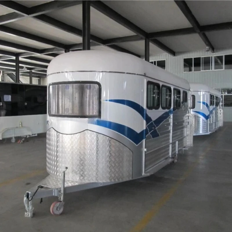 

Surprise Price Multifunctional Horse Camper Trailer New Design Street Food Truck Rear Door