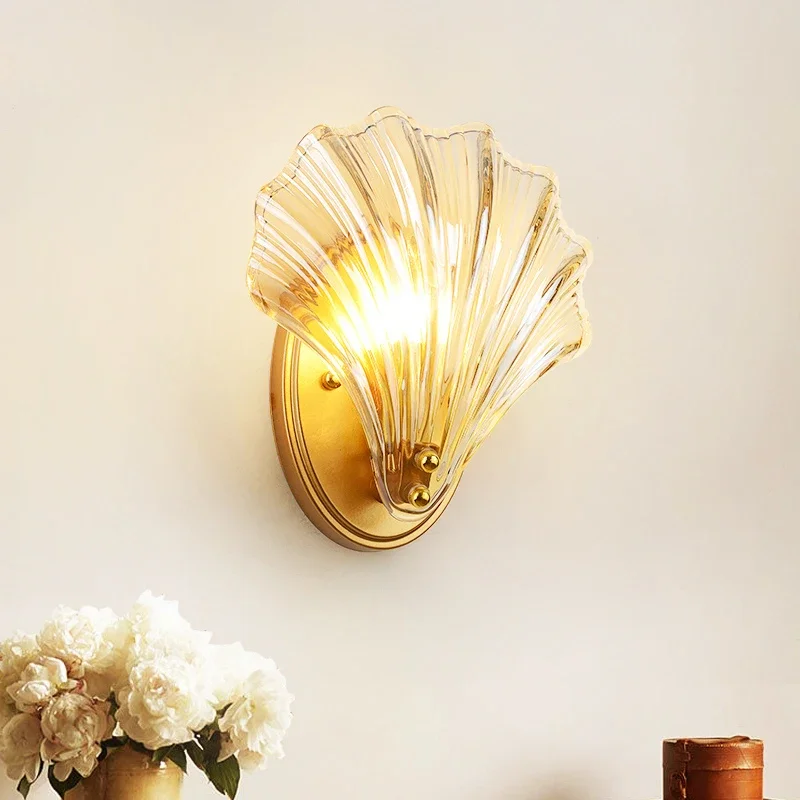 Modern shell wall lamp hotel cafe bedroom gentle luxury decoration light luxury wall lamp bedside lamp indoor