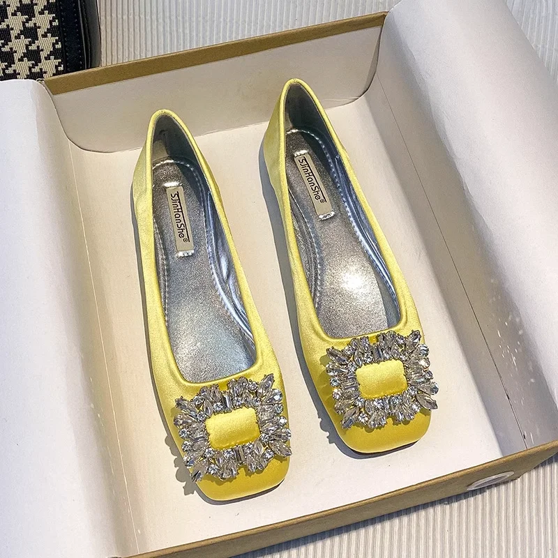 2025 Primavera/Novedad de verano moda Rhinestone botón cuadrado zapatos de fondo plano satén boca poco profunda cabeza cuadrada zapatos casuales de mujer