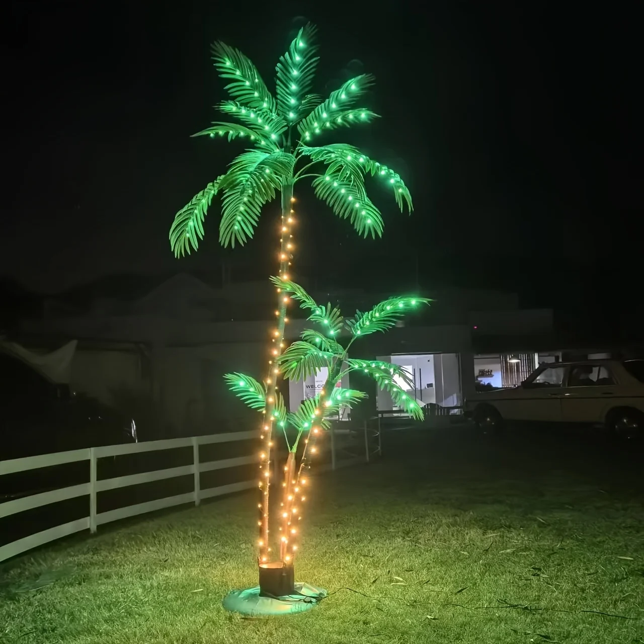 ต้นปาล์มประดิษฐ์สูง 7 ฟุต พร้อมไฟพลังงานแสงอาทิตย์ 260 ดวง สำหรับตกแต่งบาร์ทีกิกลางแจ้ง ตกแต่งคริสต์มาส ลานบ้าน ชายหาด สระว่ายน้ำ งานปาร์ตี้